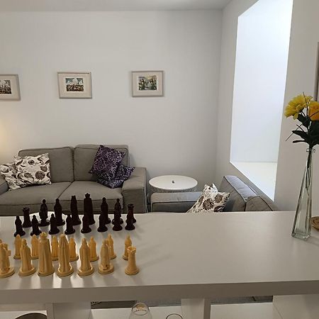 2-Centro Hab Compartida Masculina 8X Bed & Breakfast Мадрид Екстериор снимка