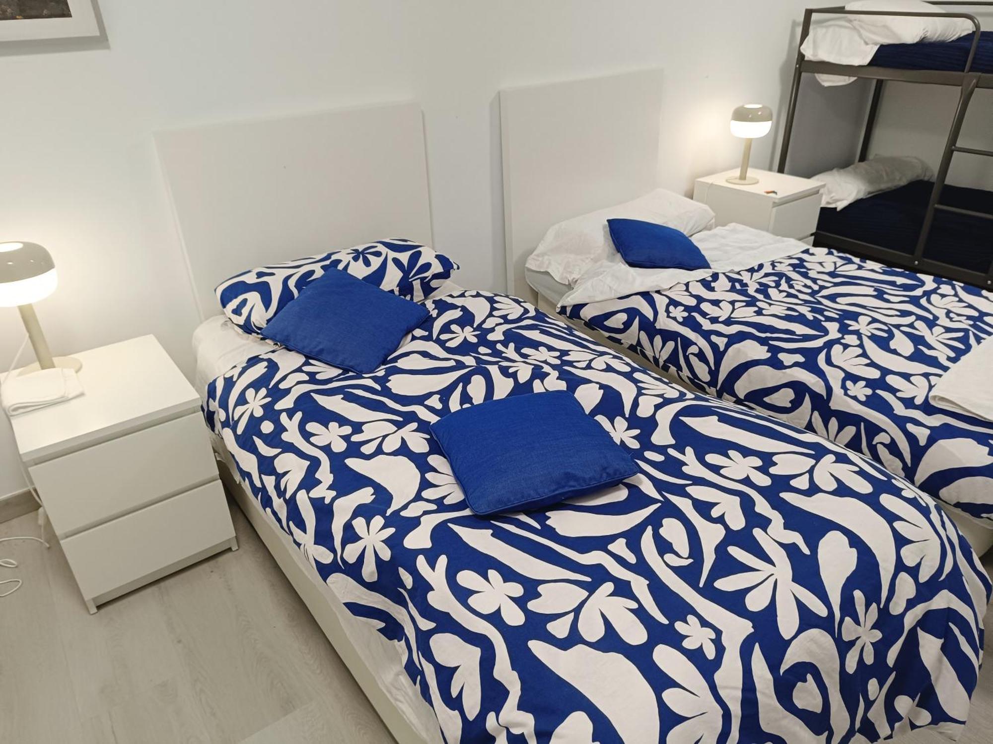 2-Centro Hab Compartida Masculina 8X Bed & Breakfast Мадрид Екстериор снимка